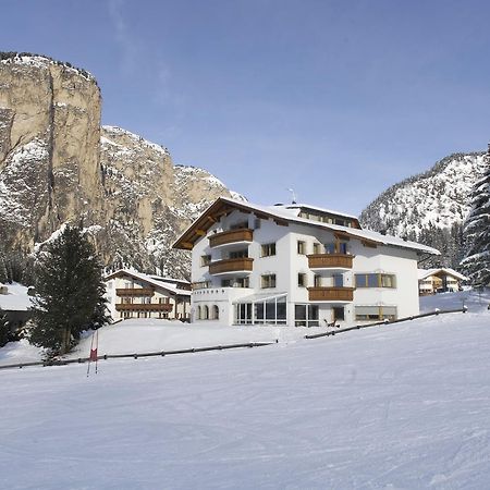 Residence Villa Funtanes 塞尔瓦迪加尔代纳山谷 外观 照片